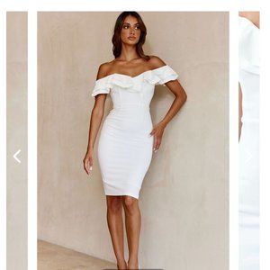 Selfie leslie dress size S